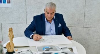 BabyArk Car Seat | Frank Stephenson Designs The Safest Infant Car Seat