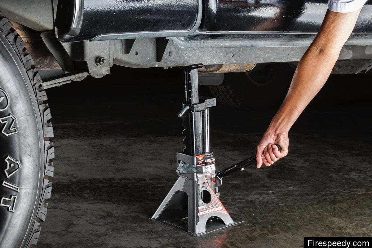 What size floor jack for Suburban